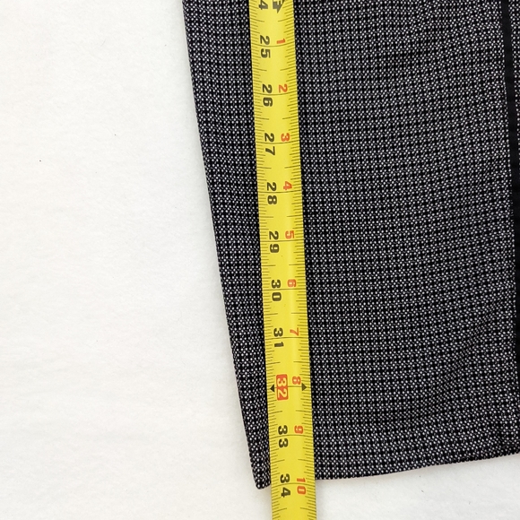 Dress pants - Picture 3 of 3